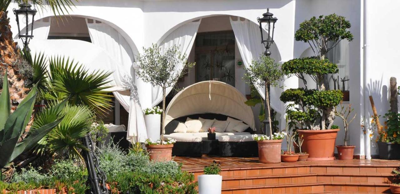 Hotel Torre Челе Лигуре Екстериор снимка