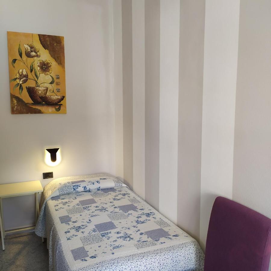 Hotel Torre Челе Лигуре Екстериор снимка